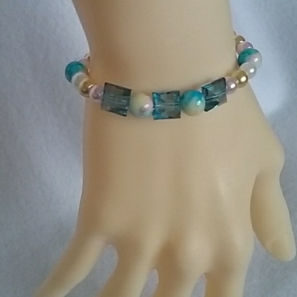 Occasion Creations Co Jewelry - Blue, pink, gold beaded stretch bracelet